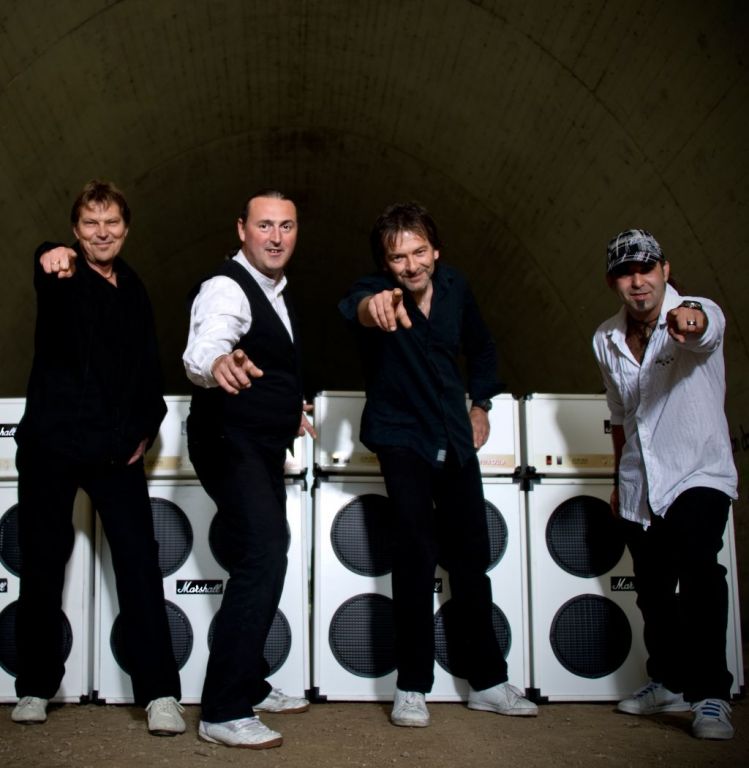 Status Quo Tribute Band